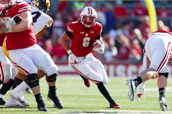 Wisconsin running back Chez Mellusi.